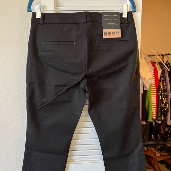 Petite Mid-Rise Skinny Sloan Pant - Picture 11 of 15